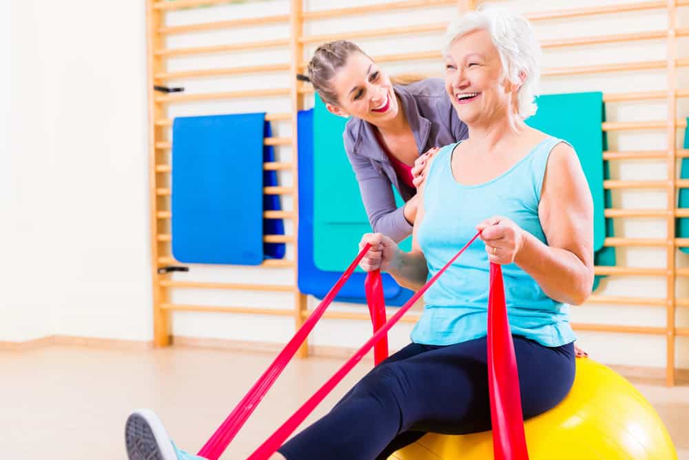 Top 18 Physical Therapy Exercises For Shoulder Recovery In 2025